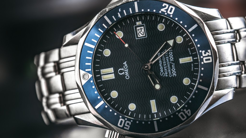 OMEGA Seamaster Professional 300m　253180 The Bond Watch: OMEGA Seamaster 300M 2531.80 - The Calibrated Wrist