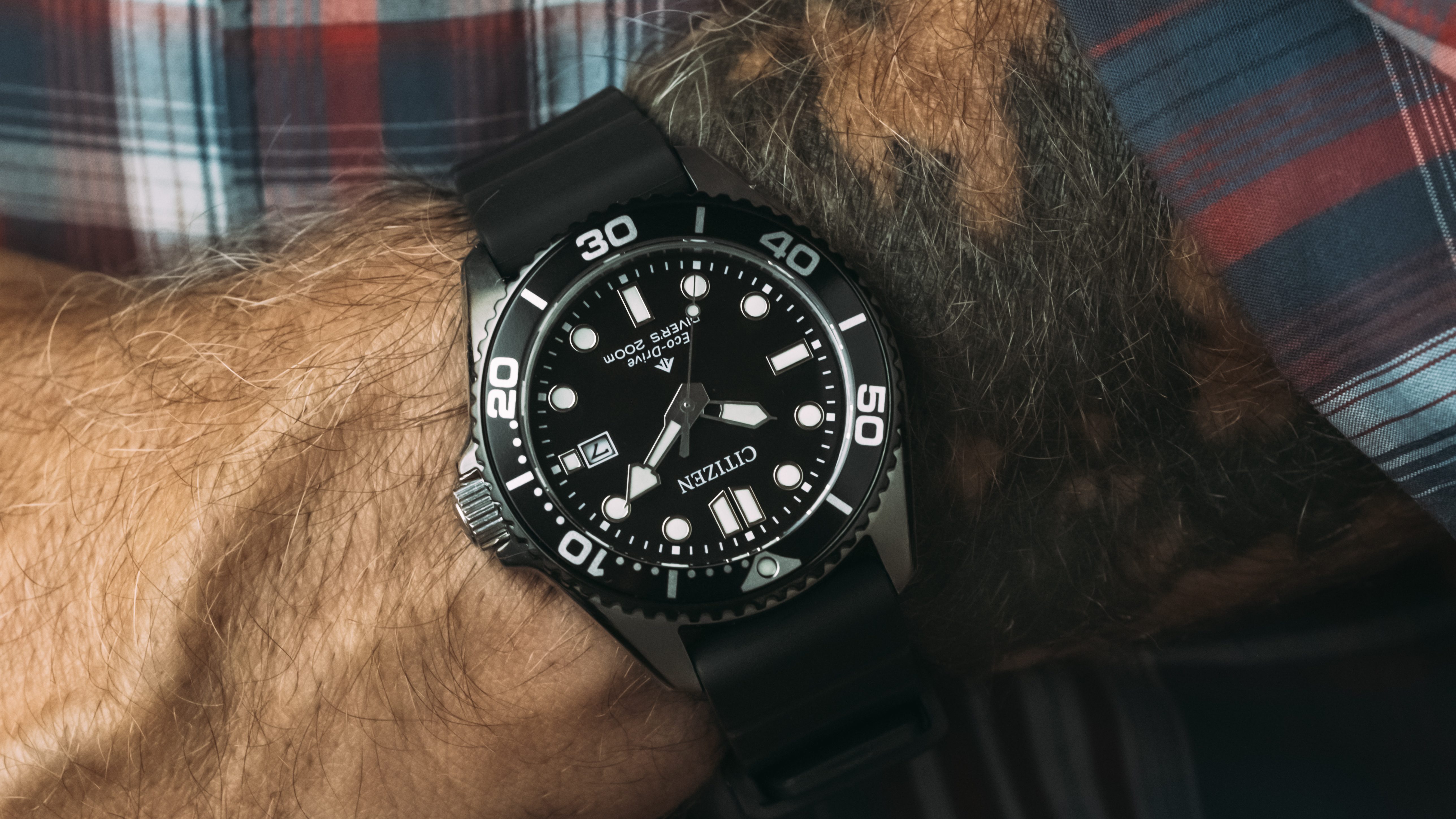Citizen Promaster Dive BN0266-07E Review | Eco-Drive Summer Diver